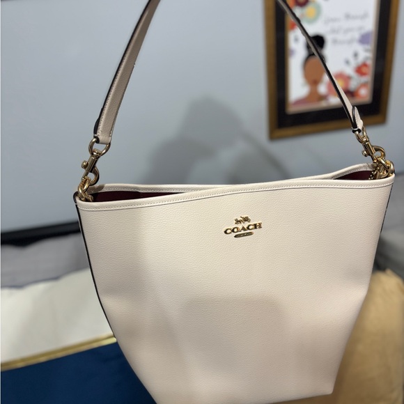 Coach Cream Leather Shoulder Bag - Picture 5 of 5